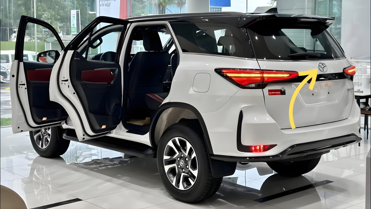 Toyota Fortuner Legender