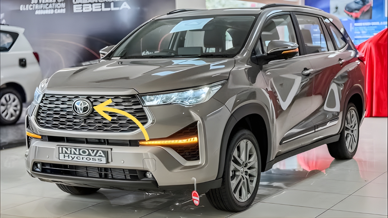 Toyota Innova Hycross 2026